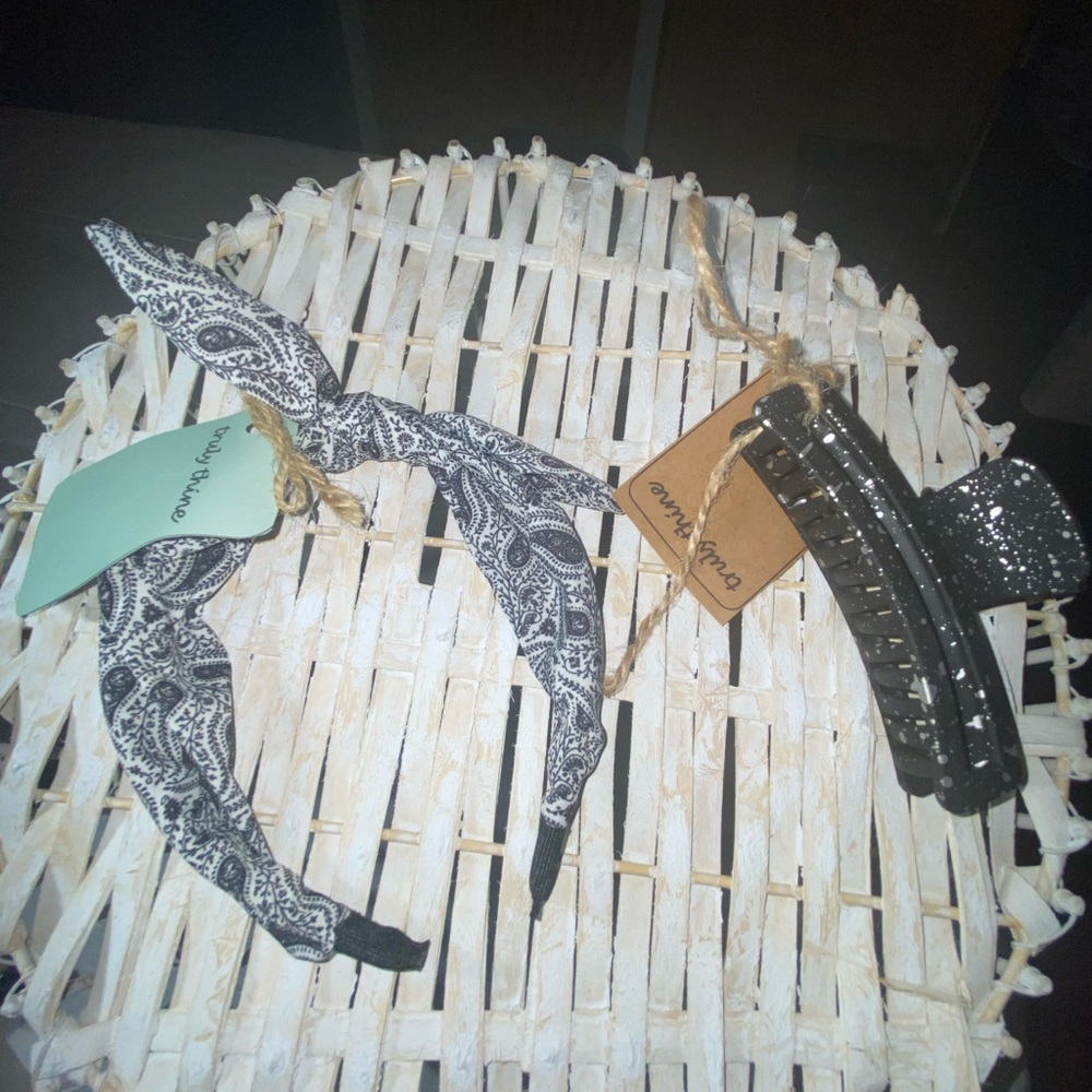 Black and White Paisley Headband and Black Hair Clip Set